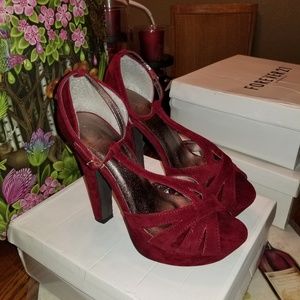 Forever 21 Platform Heels Size 8